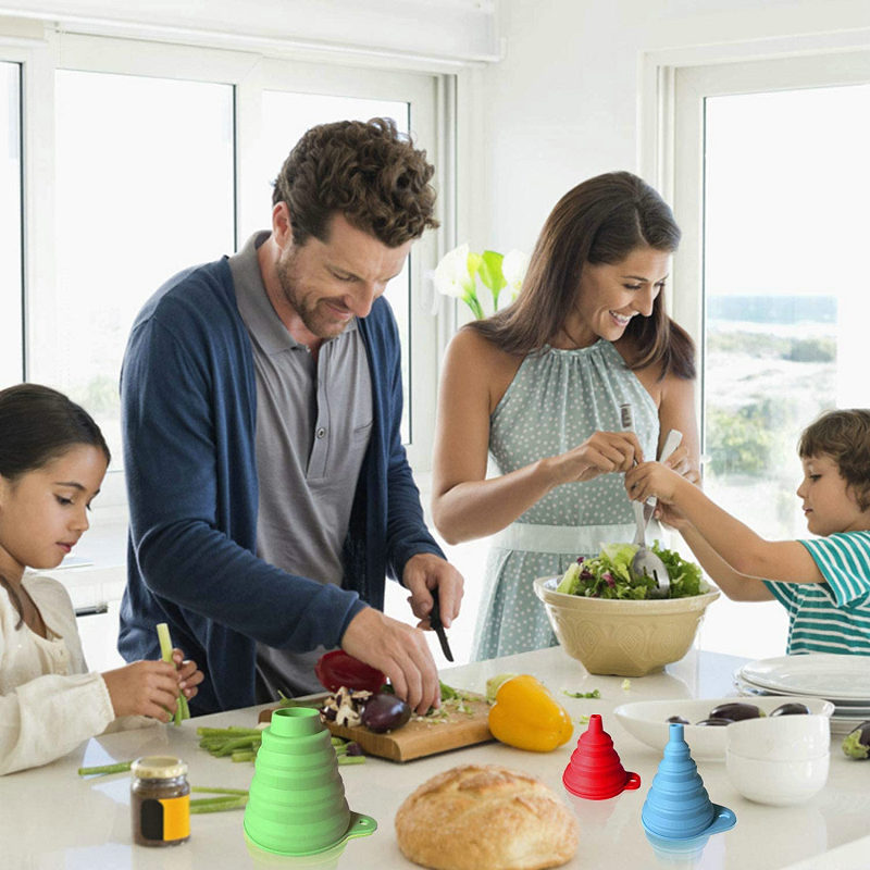 Collapsible Food Grade Silicone Funnel (7).jpg